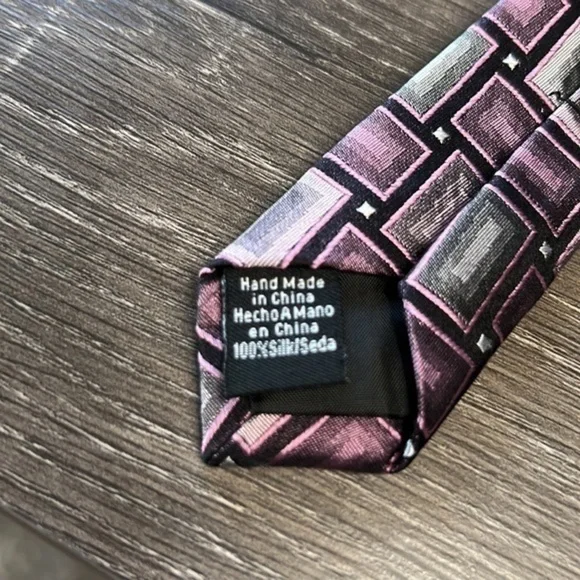 Crazy Horse by Claiborne Men’s Silk Necktie Purple-Pink-Gray - Picture 5 of 6